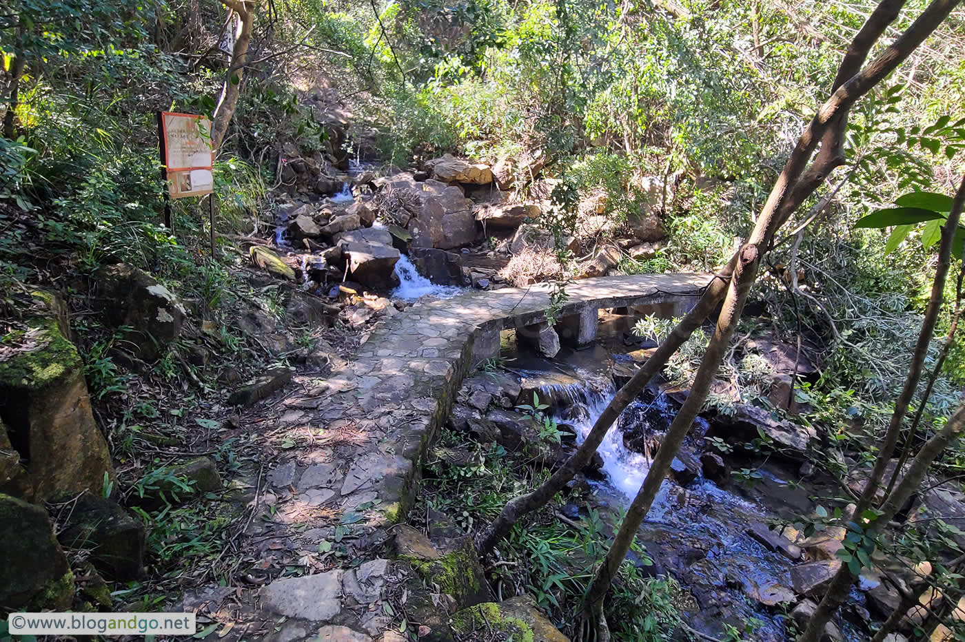 HK Trail 1 - Stream Crossing
